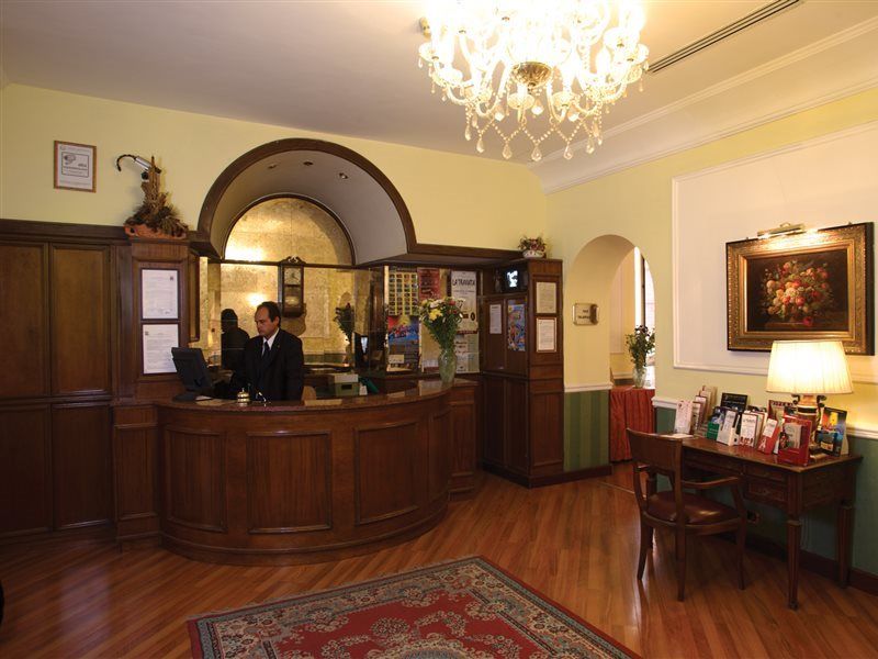 רומא Hotel Giglio Dell'Opera מראה חיצוני תמונה